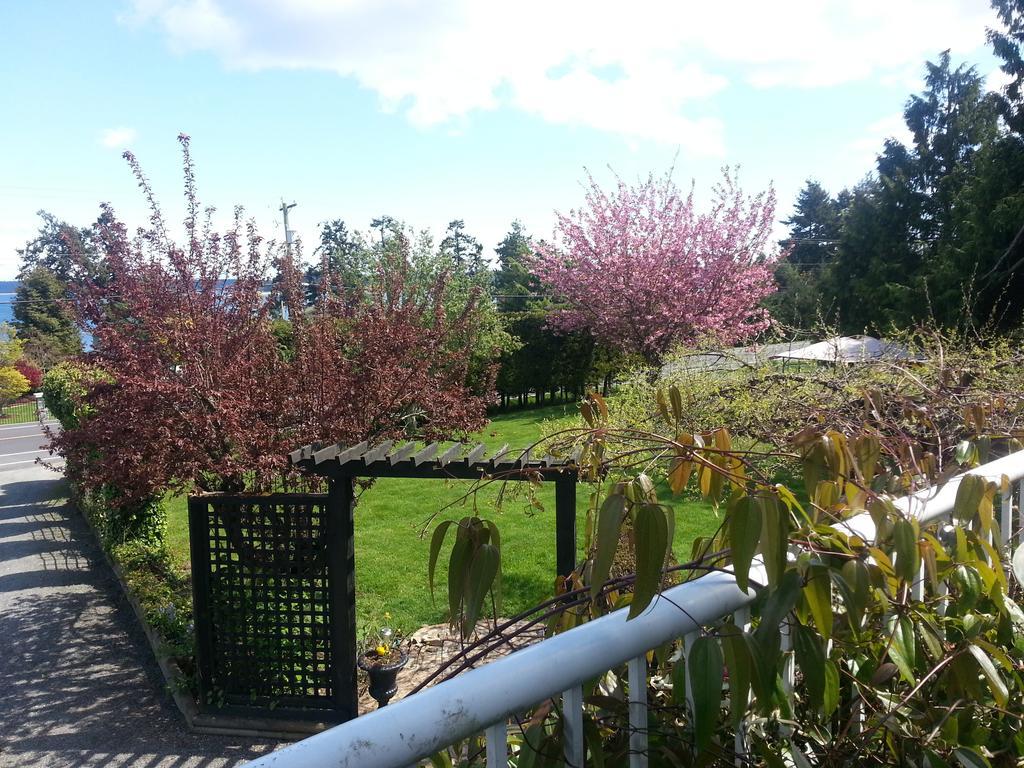 By The Sea Bnb, Sidney Victoria Bc מראה חיצוני תמונה