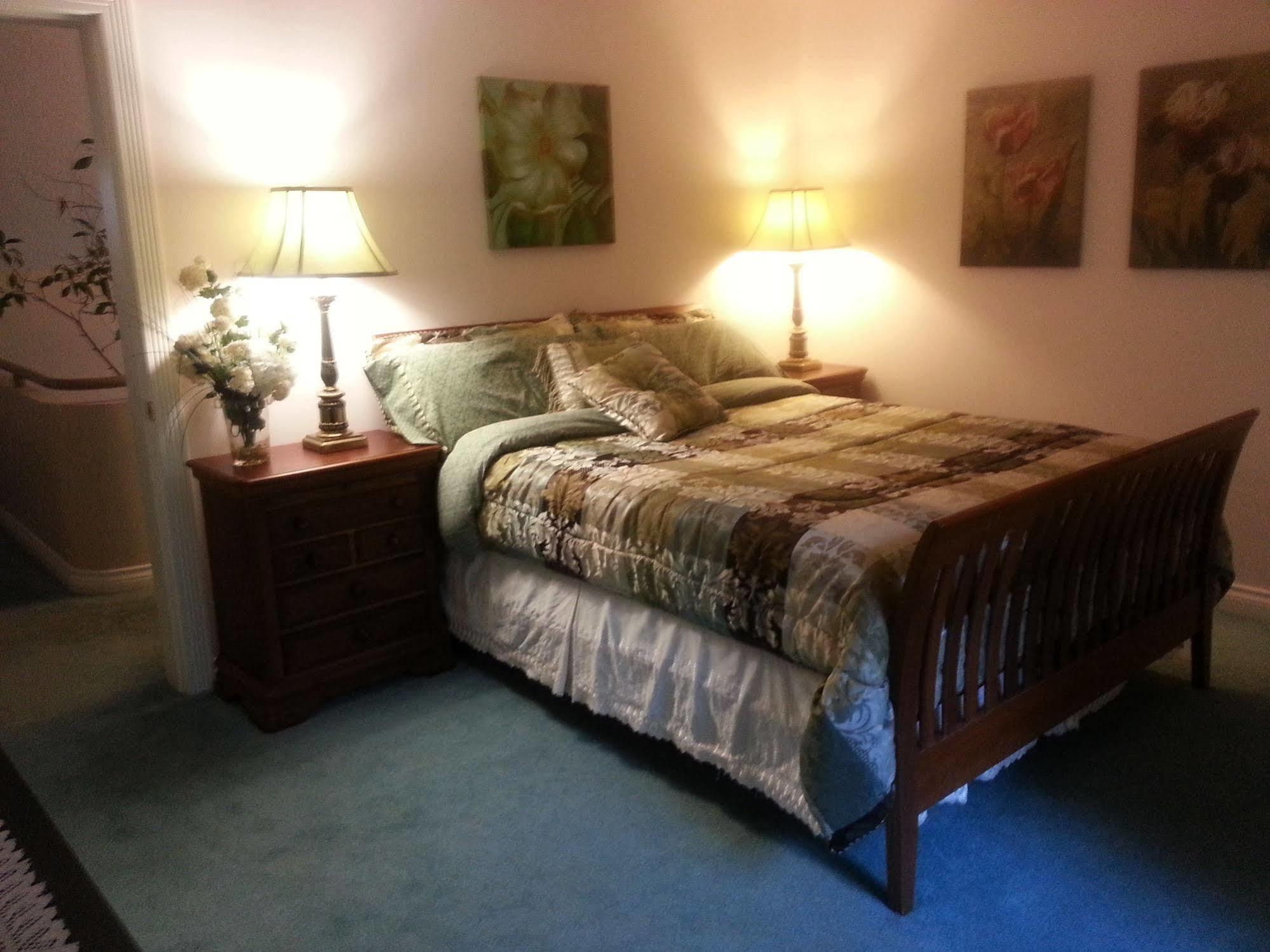 By The Sea Bnb, Sidney Victoria Bc מראה חיצוני תמונה