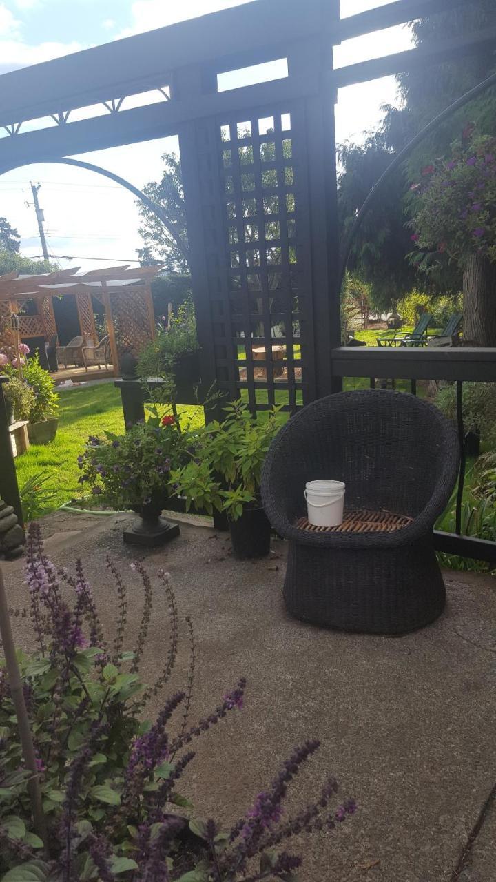 By The Sea Bnb, Sidney Victoria Bc מראה חיצוני תמונה