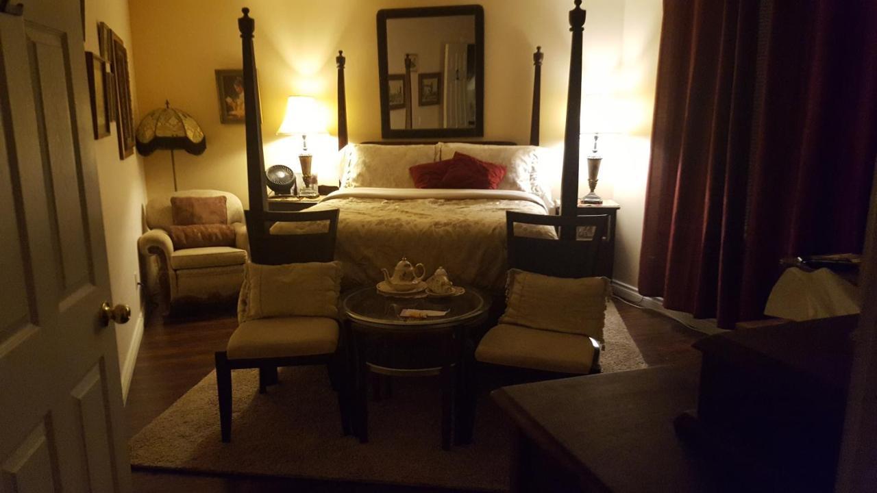 By The Sea Bnb, Sidney Victoria Bc מראה חיצוני תמונה