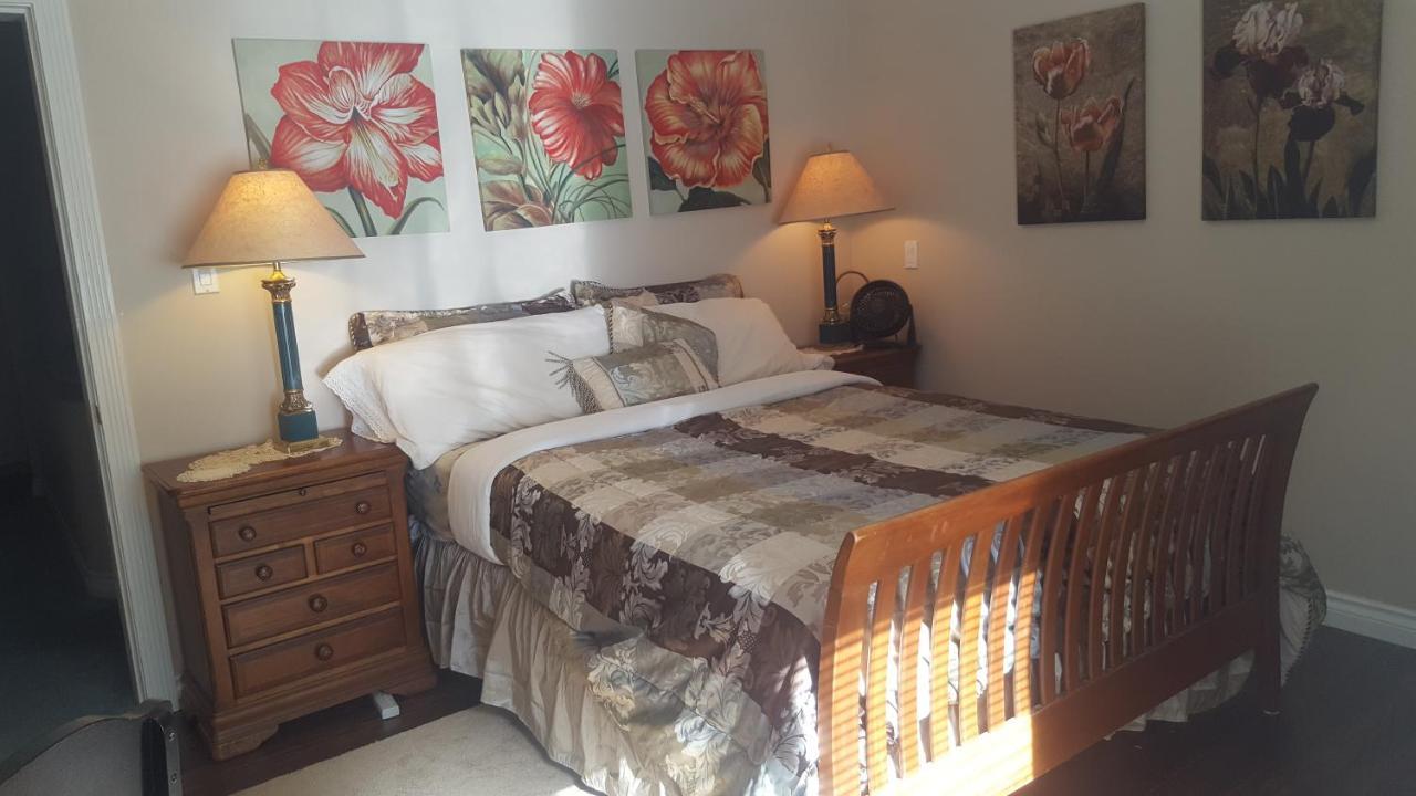 By The Sea Bnb, Sidney Victoria Bc מראה חיצוני תמונה